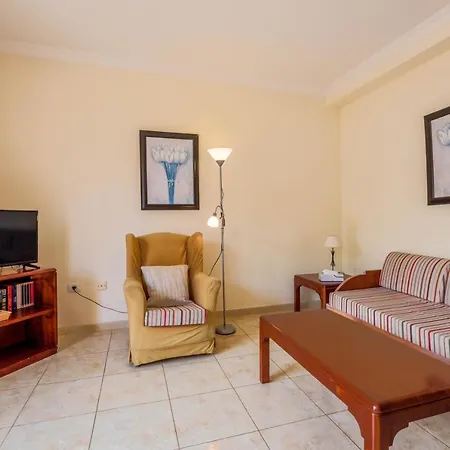 Apartamento Pinocho 1 아파트 *